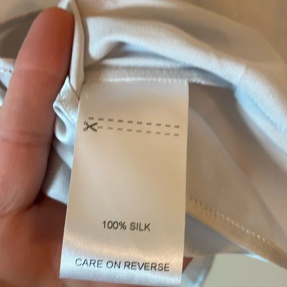 BILLY REID: 100% Silk Blouse size Medium - Picture 4 of 4